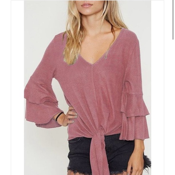 Ruffle sleeve top - Picture 1 of 1